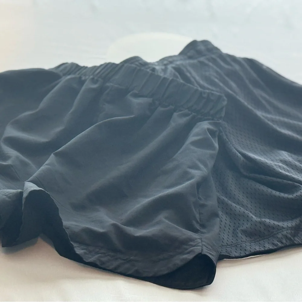 Reebok Kid’s Black Athletic Shorts, (Size 8-10) Small Girl’s Clothing, 2 Pairs - Picture 6 of 15